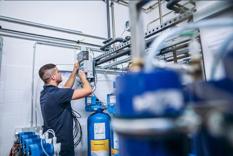 Schulung Mitarbeiter Wasseraufbereitung